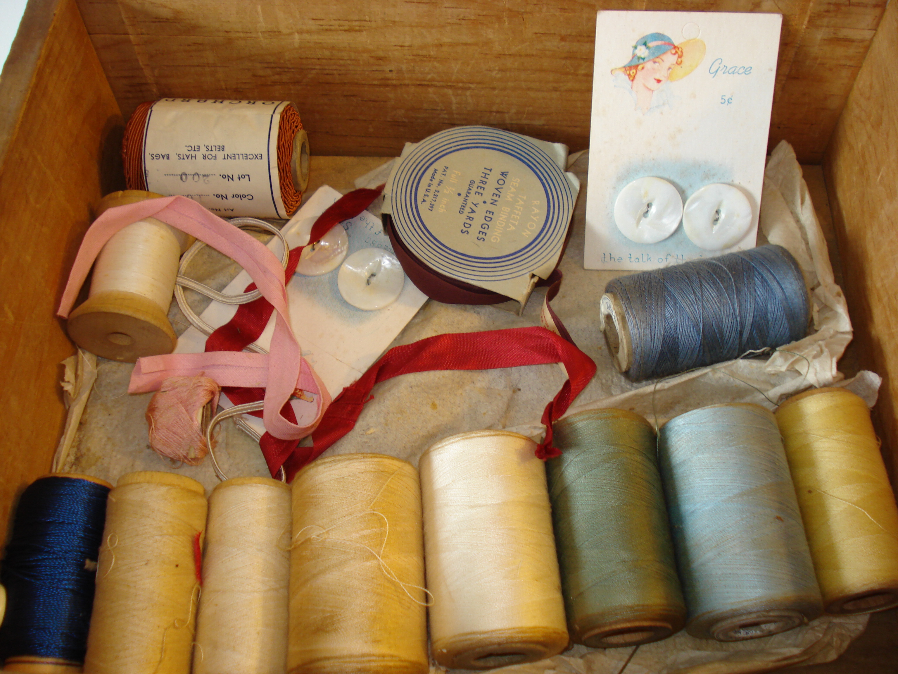 Elmerta's box inside